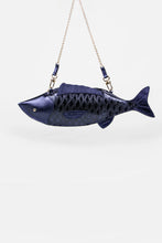 Pescado Crossbody