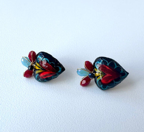 Chiki studs