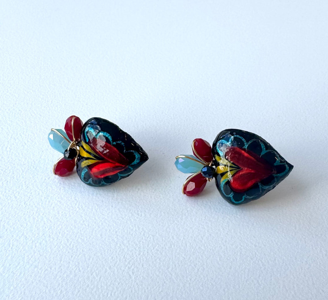 Chiki studs