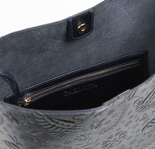 Hobo Liebre Azul Bag