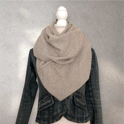 Telar Infiniti Scarf