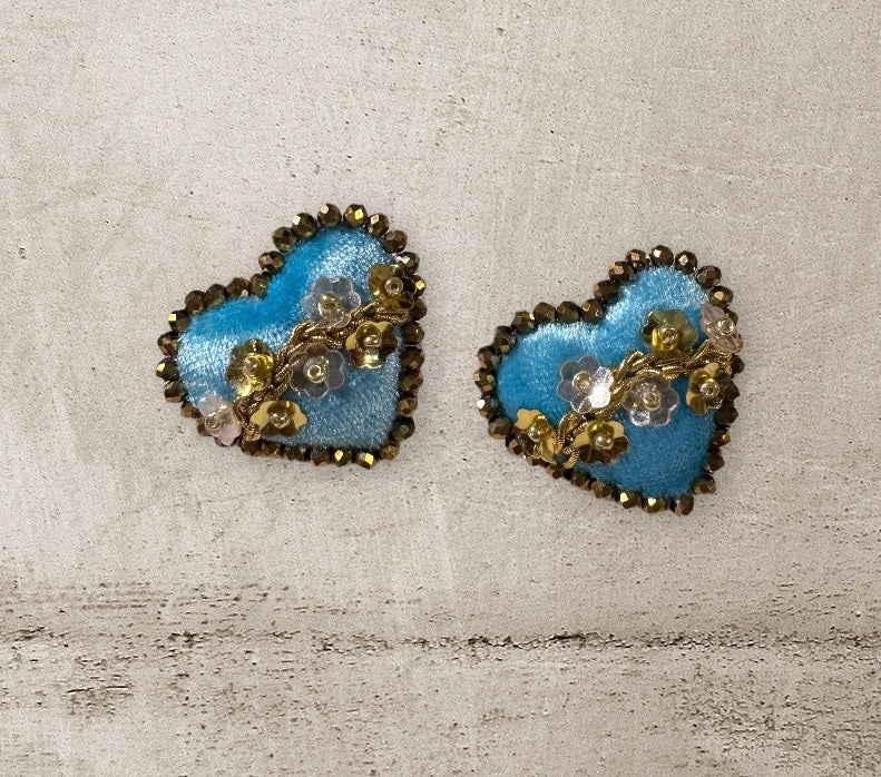 Velvet Corazón studs