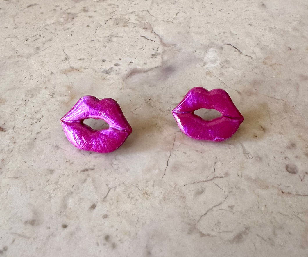 Beso clay studs