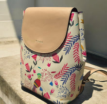 Quetzal Bagpack