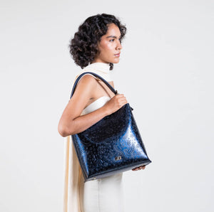 Hobo Liebre Azul Bag