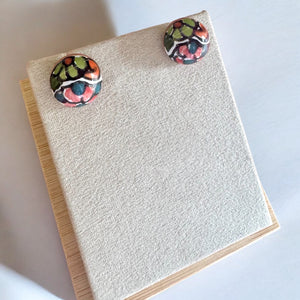 Talavera studs