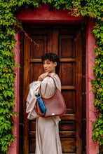 Pescado Shoulder Bag