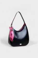 Pescado Shoulder Bag