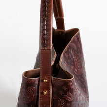 Liebre Hobo Bag